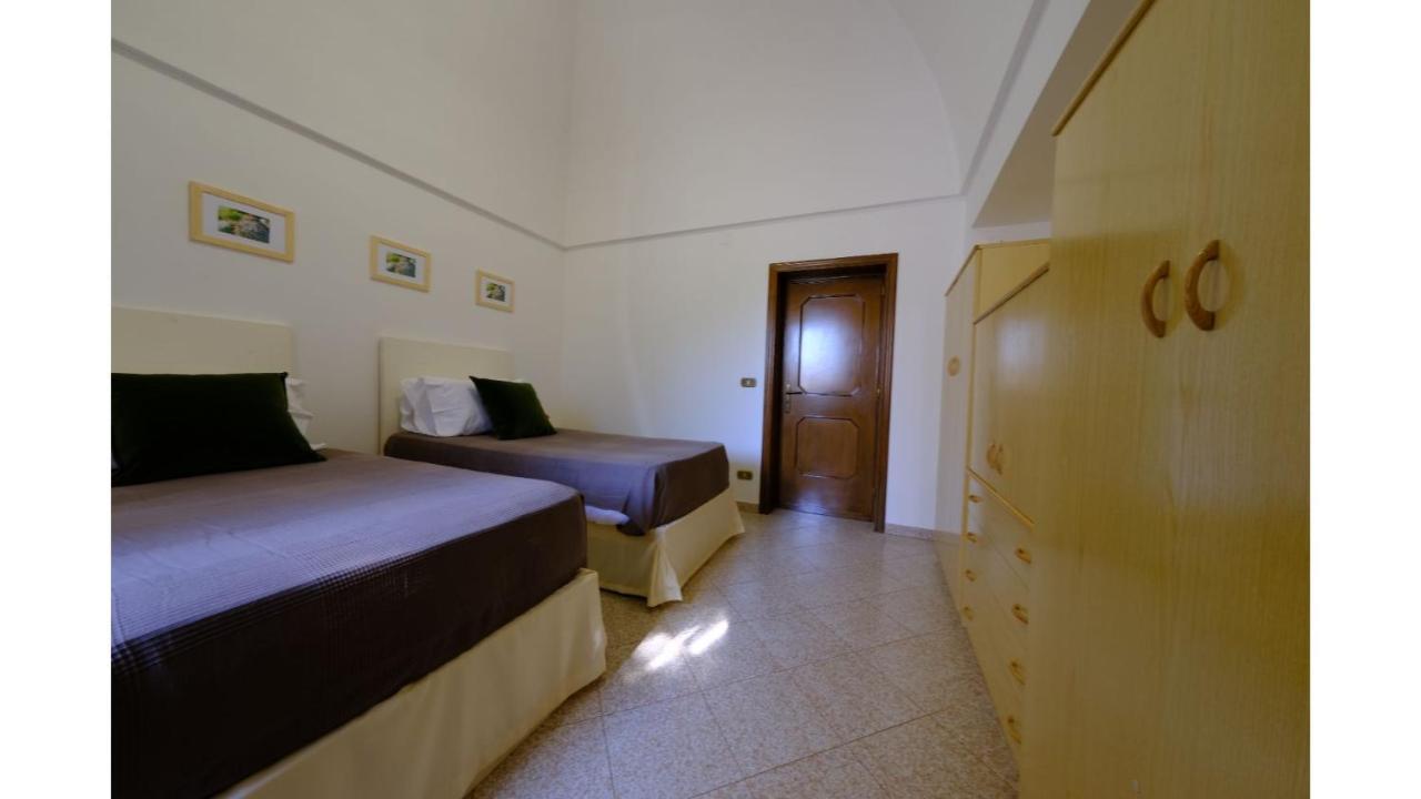 Tenuta Con Due Abitazioni Indipendenti Martina Franca Eksteriør billede